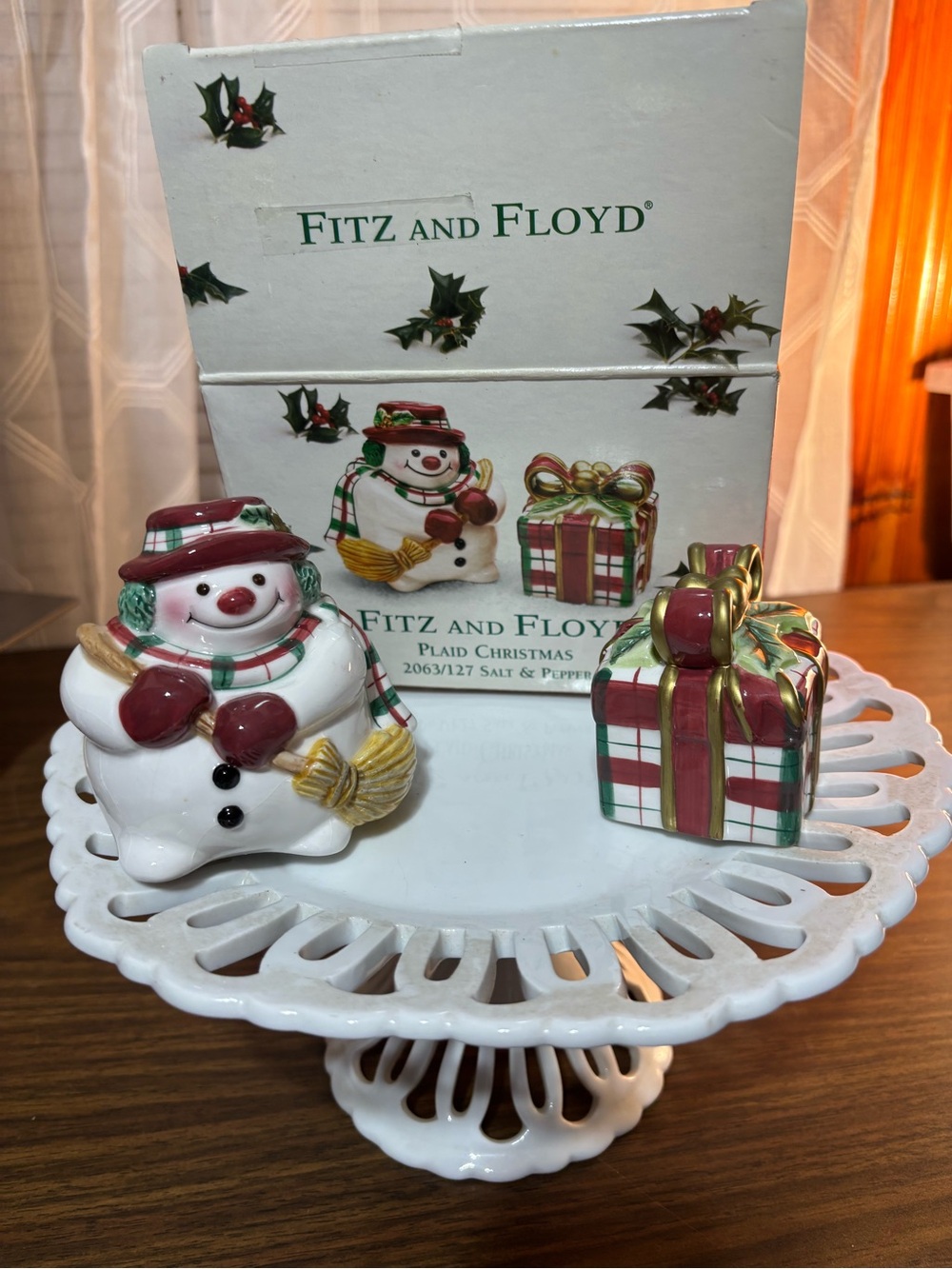 VTG Fitz and Floyd Plaid Christmas Red & Green Snowman Salt and Pepper Set